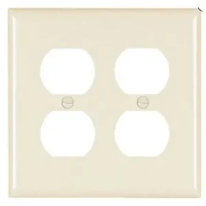 Special Offer Pass & Seymour TP82LA Wallplate